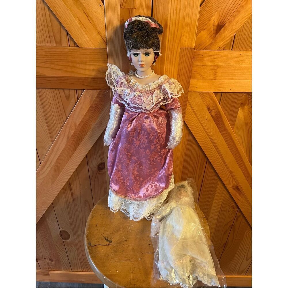 HERITAGE SIGNATURE COLLECTION "ROSE" VICTORIAN DOLL & BABY PORCELAIN NEW (7770)